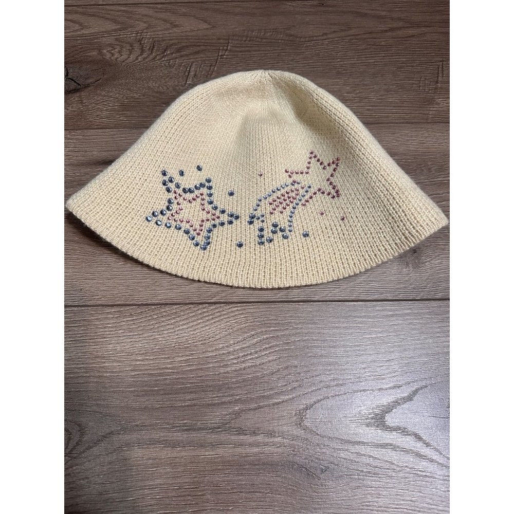 NWOT Urban Outfitters Women's OS Gabbi Rhinestone Bucket Hat Ivory Celestial